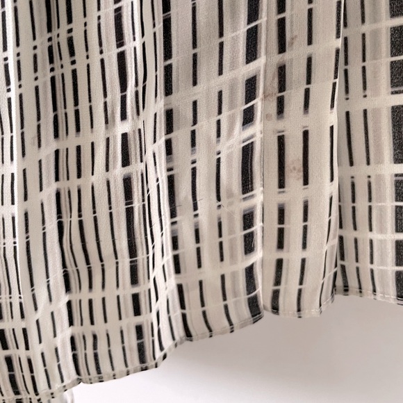 Vince Pleated Skirt - Picture 7 of 7